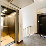 Park Promenada Indigo Apartment